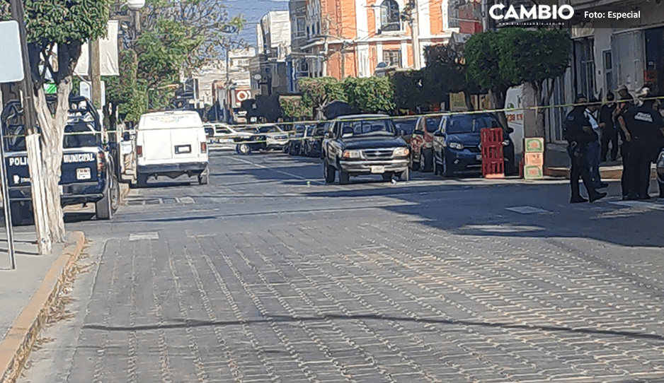 Identifican como Carlos Alberto a conductor de camioneta ejecutado en Tehuacán