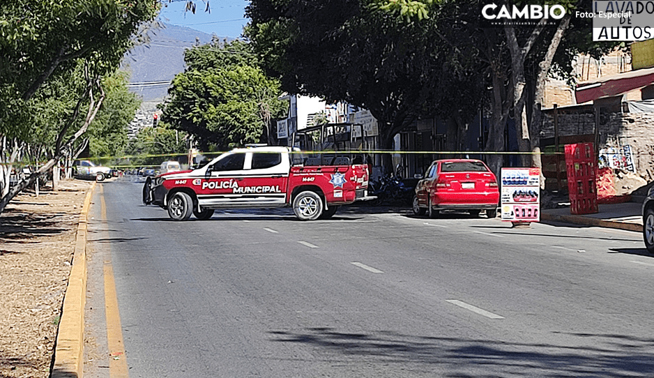 Comando armado balea comercio en Tehuacán y joven resulta herido