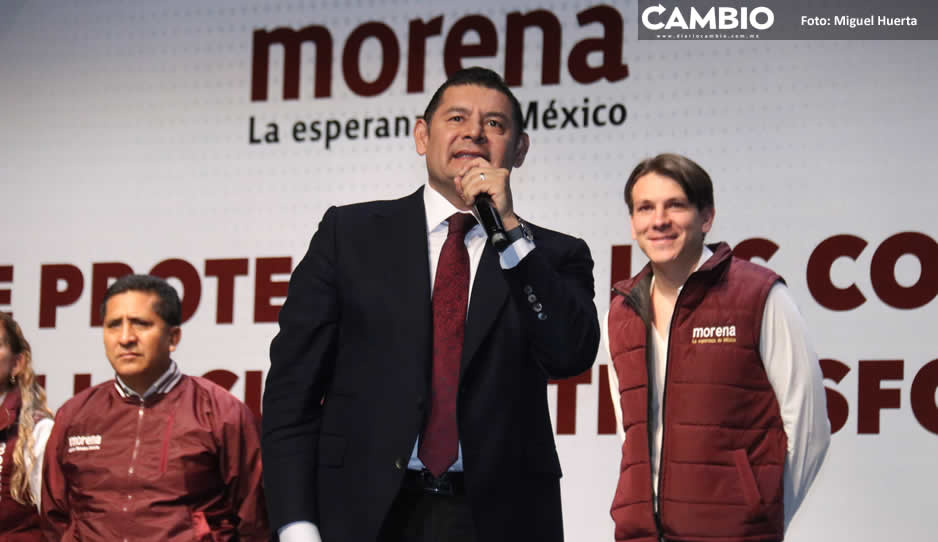 Alejandro Armenta toma protesta a Comités de la 4T en Puebla, incluidos aspirantes a la alcaldía  (VIDEOS)