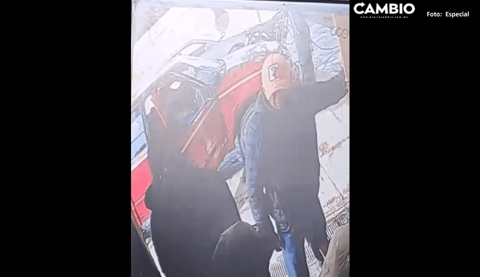 ¡En segundos! Así roba comando armado tres vehículos de autolavado en Xalmimilulco (VIDEO)