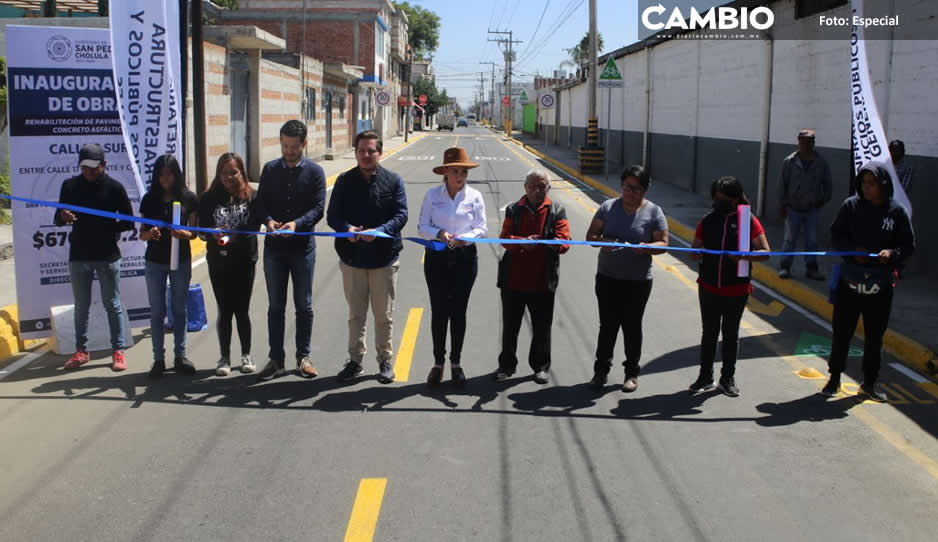 Paola Angon entrega rehabilitación de la calle 3 Sur a familias de Xixitla