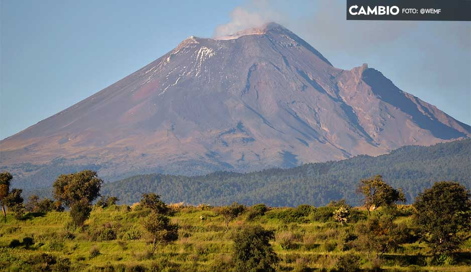 Terror entre pobladores de San Lorenzo Chiautzingo por explosiones del Popocatépetl