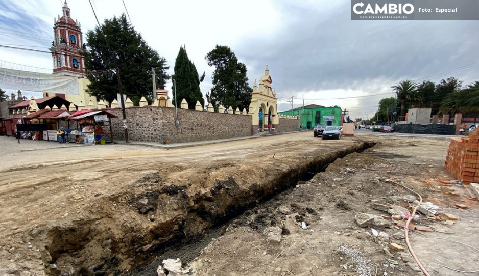 Realizarán consulta popular para elegir material de nueva explanada de Tonantzintla