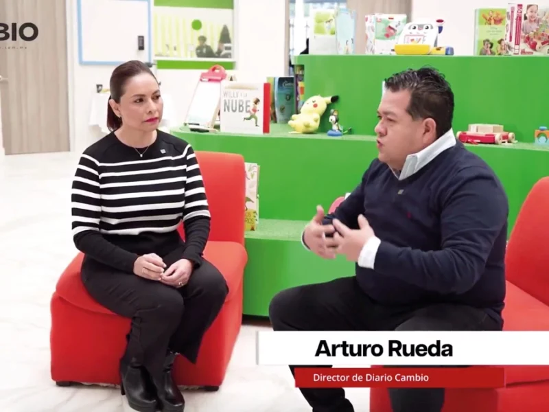 Arturo Rueda entrevista a Gaby Banilla sobre el tema de adopciones