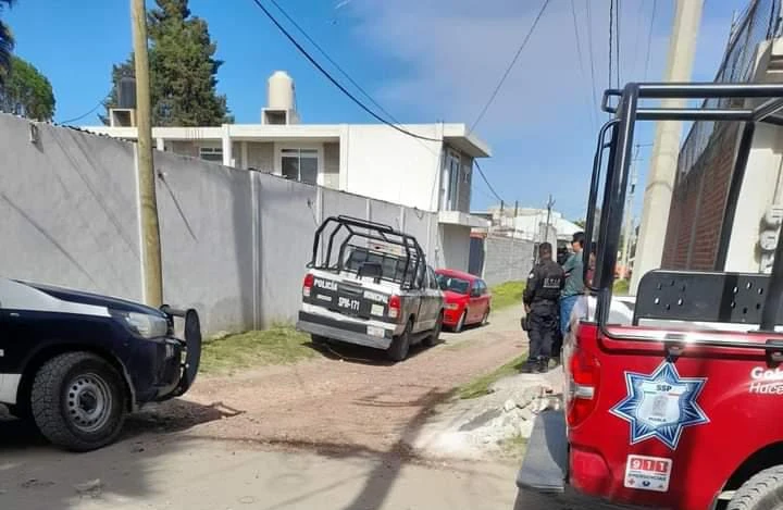 ¡Otra más! Compra de vehículo en redes termina en asalto a una familia en Xalmimilulco