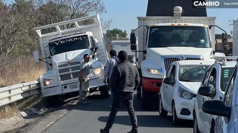 ¡Se quedo sin frenos! Accidente en la Carretera Atlixco-Puebla