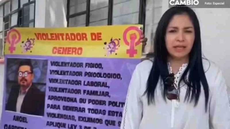 Frente Poblano de Mujeres acompaña a Edith Rodríguez a denunciar al regidor Ángel Rivera ante el PT