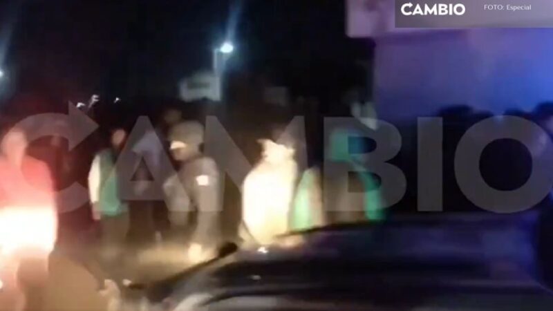 Vecinos intentan linchar a supuesto abusador de menores en Amozoc