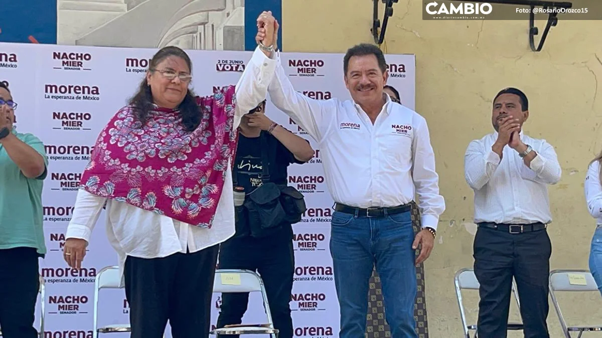 VIDEO: Torneo de elogios entre Charito y Nacho Mier en Tehuacán