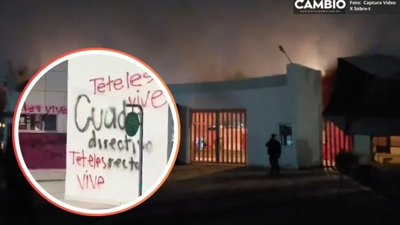 Normalistas de Teteles vandalizan la SEP (VIDEO)