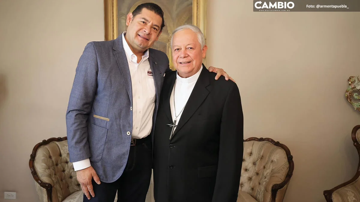 Armenta se reúne con el arzobispo Víctor Sánchez