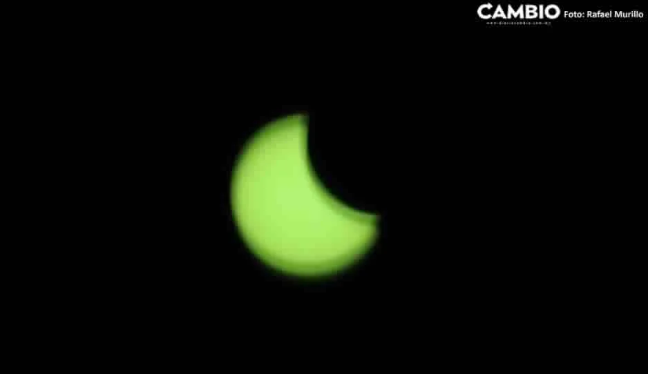 FOTOS: Así se observa el eclipse solar desde Puebla