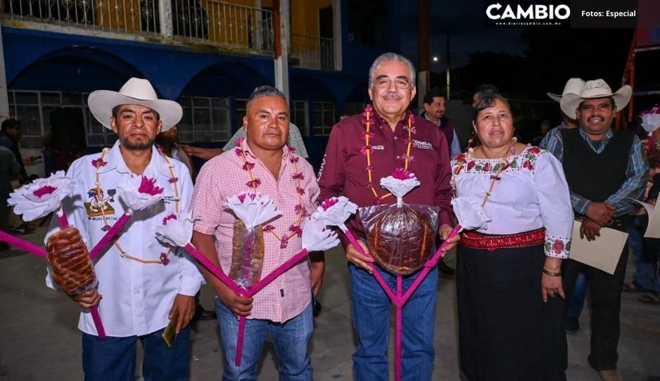 Rogelio López se compromete a impulsar desarrollo del barrio de Cuaupanco durante visita a Tlacomulco
