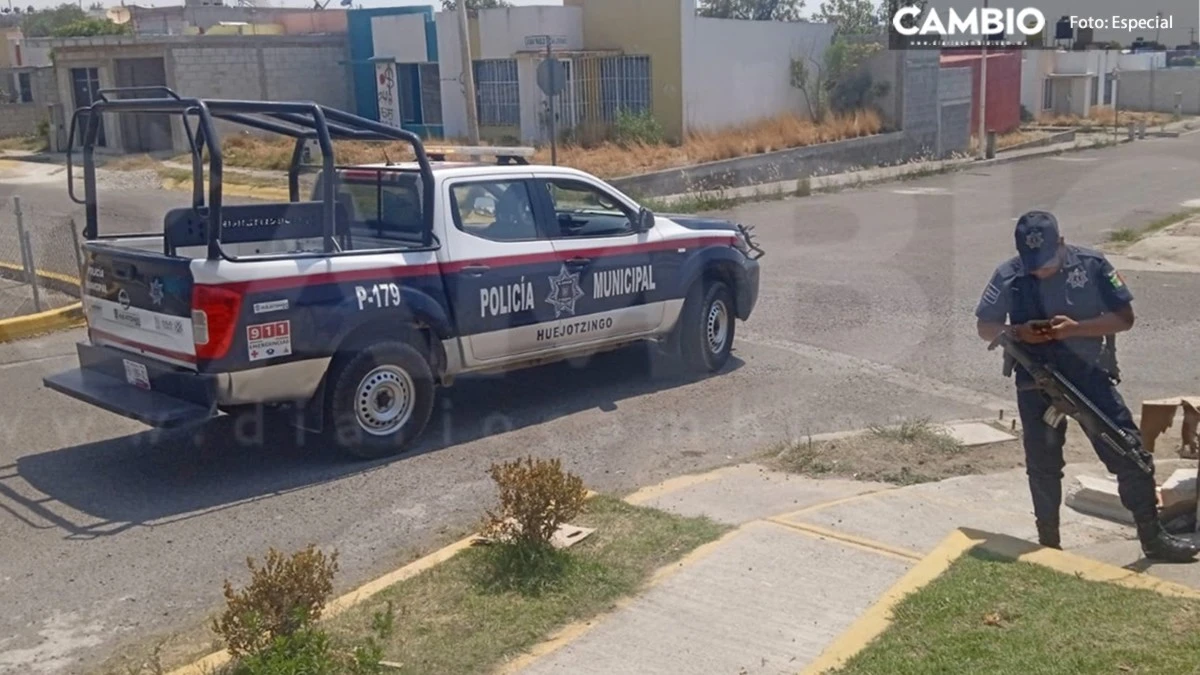 Guardia de seguridad termina arañado por vecina en Huejotzingo