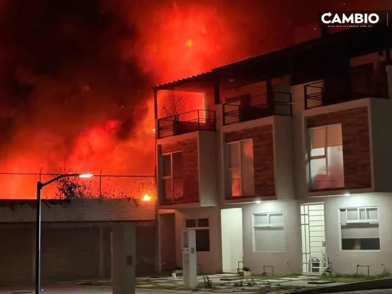 Incendio en negocio del hermano del edil de Coronango causa daños
