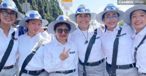 Lilia Cedillo, la primera rectora de la BUAP en participar en desfile del 5 de Mayo