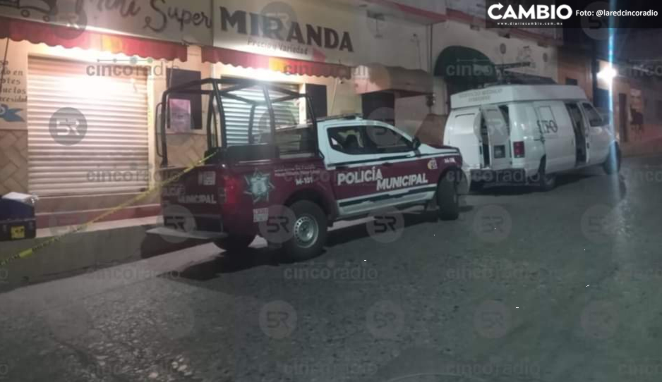 Lo ejecutan con 14 balazos en pleno centro de San José Acateno