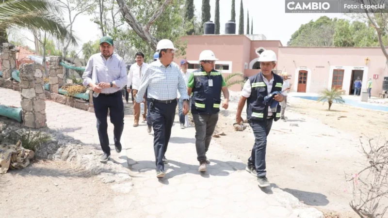 Sergio Salomón supervisa obras en Tehuacán; estarán listas antes de que acabe su gobierno
