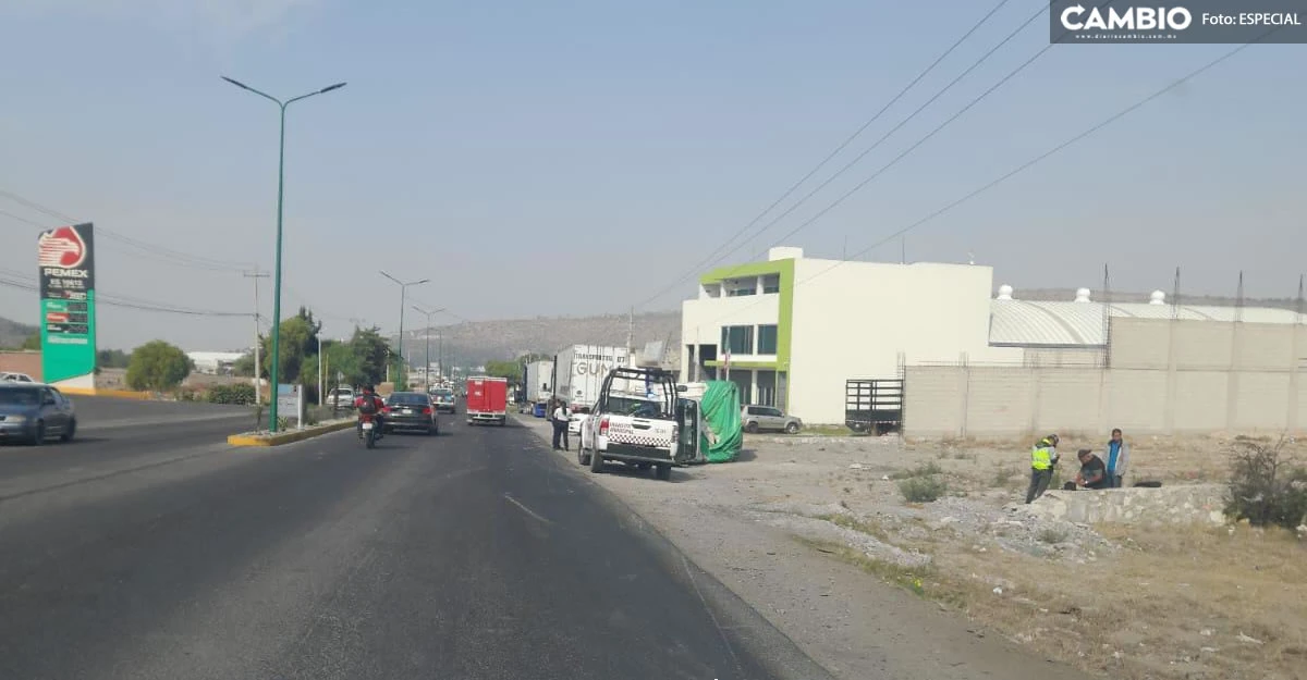 Choque entre tractocamión vs vehículo de carga deja un hombre lesionado en Cañada de Morelos