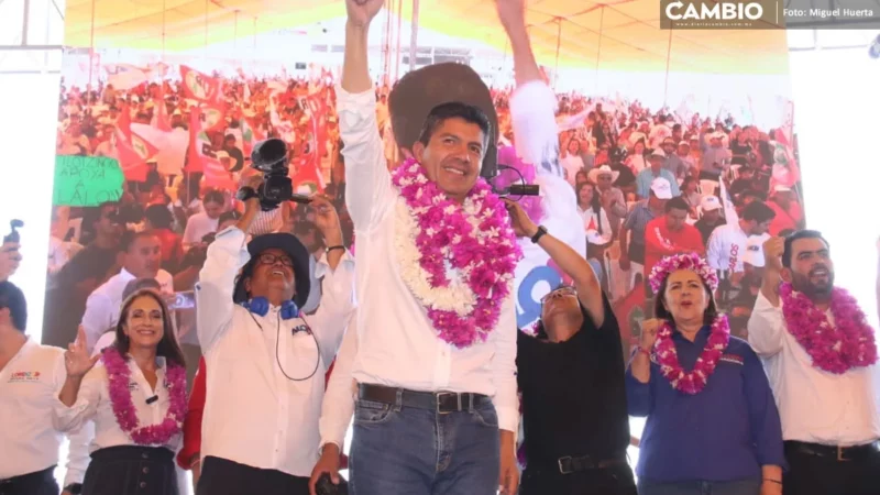 Promete Lalo Rivera regular el uso agua y minerías en Zacatlán