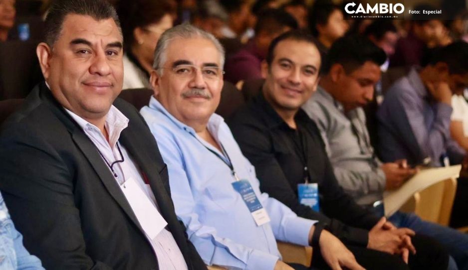 Recibe Rogelio López Angulo reconocimiento Federal y Estatal por labor anticorrupción en Huauchinango