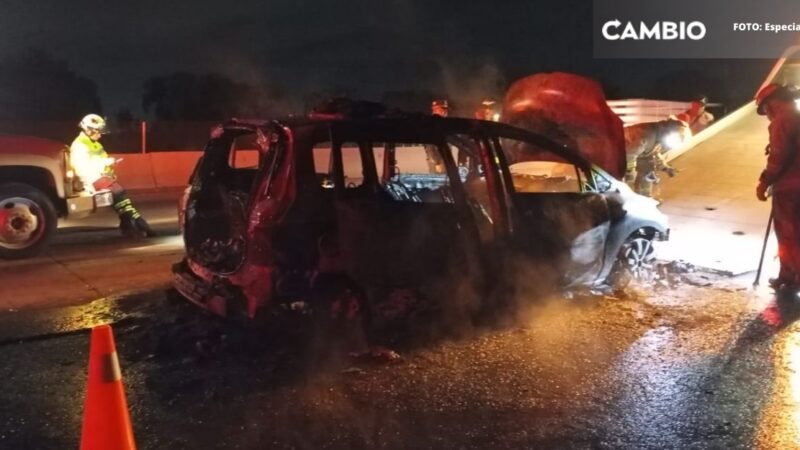 FOTOS: Camioneta se incendia sobre la autopista Puebla-Orizaba