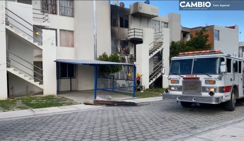 Explota tanque de gas e incendia dos departamentos en Tehuacán