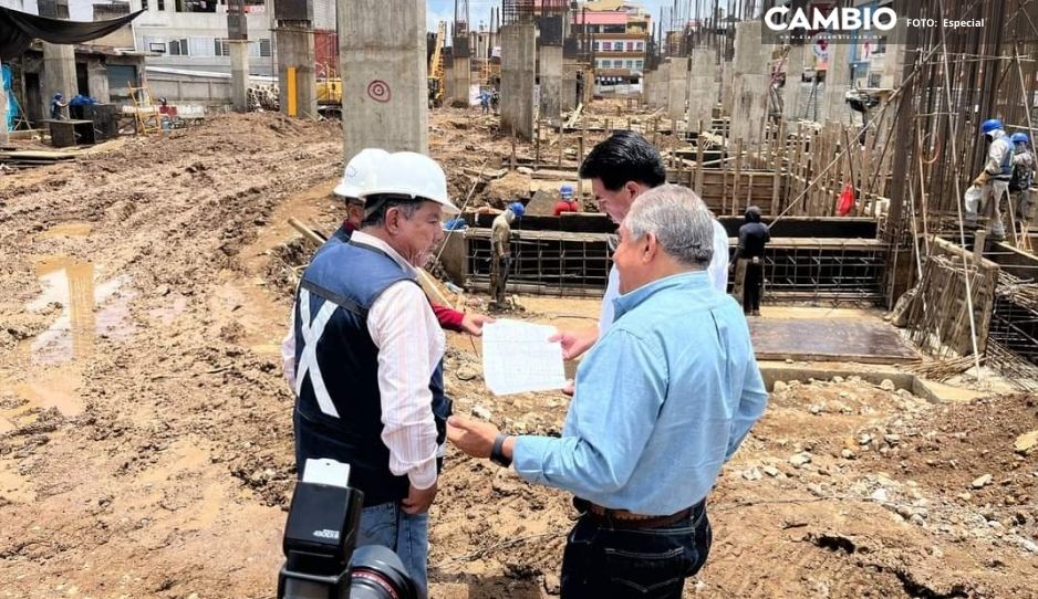 Aprueba Aquino avances del Mercado Municipal de Huauchinango, entregados por Rogelio López