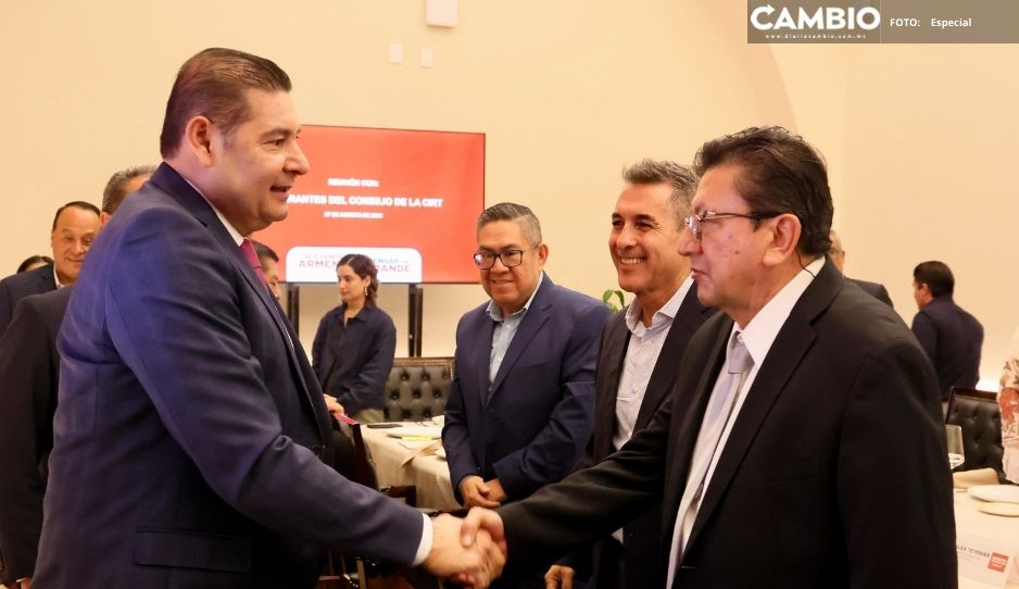 Valoramos su labor como defensores de la democracia: Armenta se reúne con medios de comunicación (VIDEO)