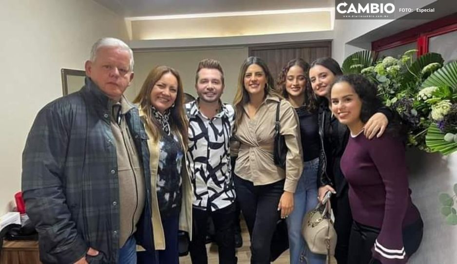 ¡Con lleno total! Así se vivió la concierto de Memo Garza en la Feria de Teziutlán