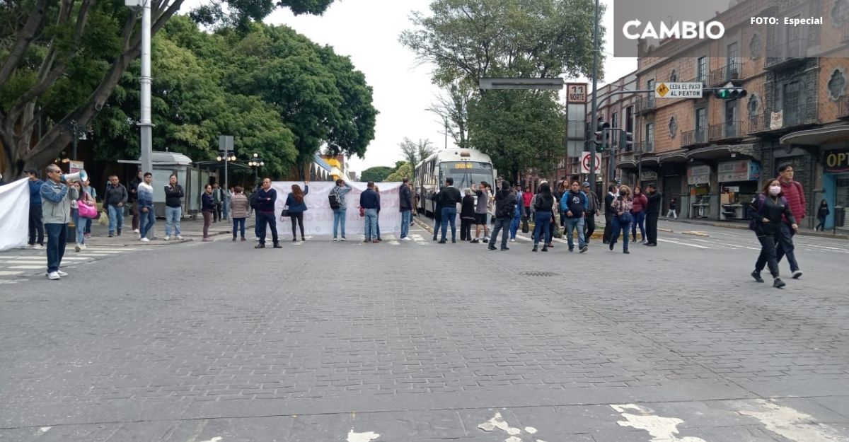 ¡Caos vial! Menifestación de comerciantes desquicia el tráfico sobre el Paseo Bravo