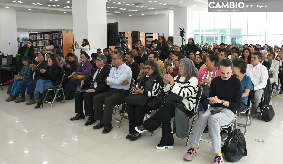En la BUAP se aborda el impacto de la IA en la educación e industria editorial