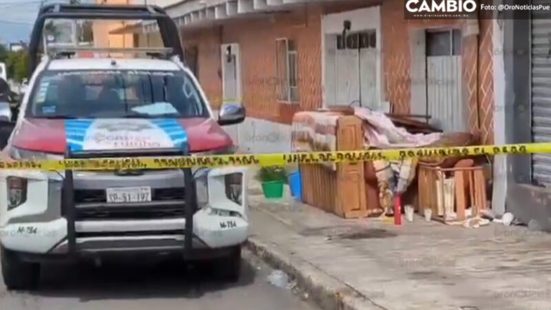 ¡Quedó en un sillón! Encuentran a indigente muerto en calles de San Baltazar Campeche