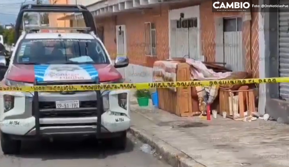 ¡Quedó en un sillón! Encuentran a indigente muerto en calles de San Baltazar Campeche