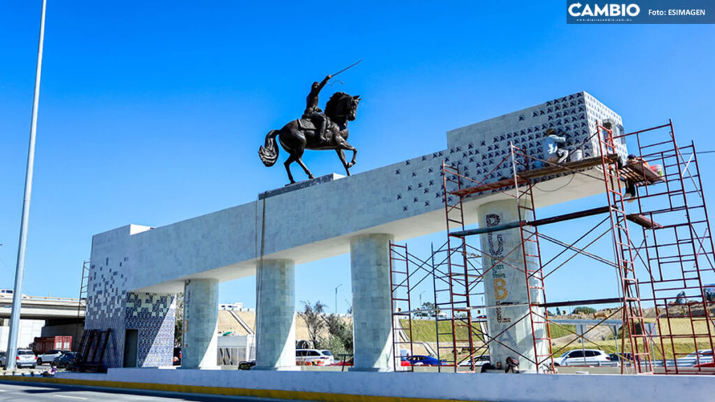 Así es la estatua de Ignacio Zaragoza en distribuidor vial Periférico-Atlixcáyotl