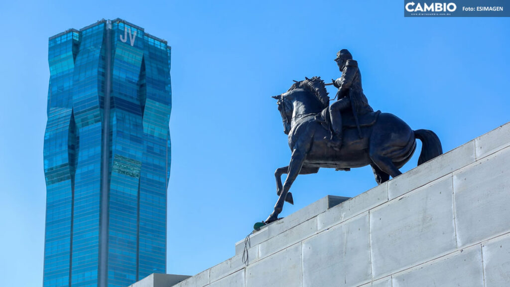 Así es la estatua de Ignacio Zaragoza en distribuidor vial Periférico-Atlixcáyotl