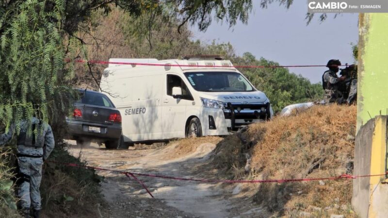 Hallan cadáver de una mujer a orillas de la carretera en Amozoc; fue víctima de un levantón