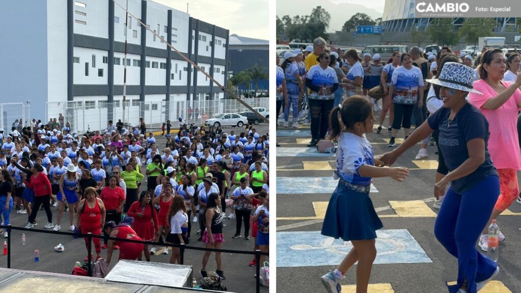 Poblanas y poblanos en el evento