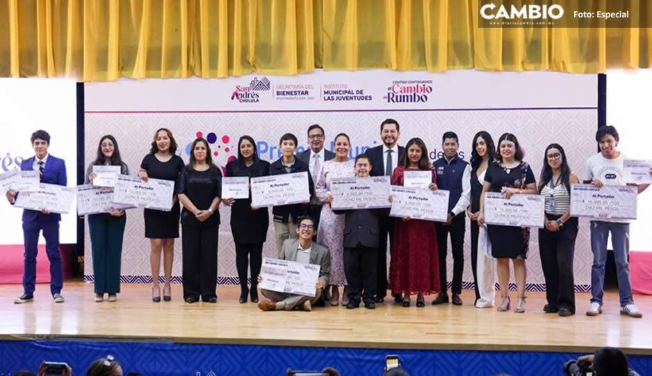 Lupita Cuautle reconoce a juventudes de San Andrés Cholula con premios de hasta 15 mil pesos