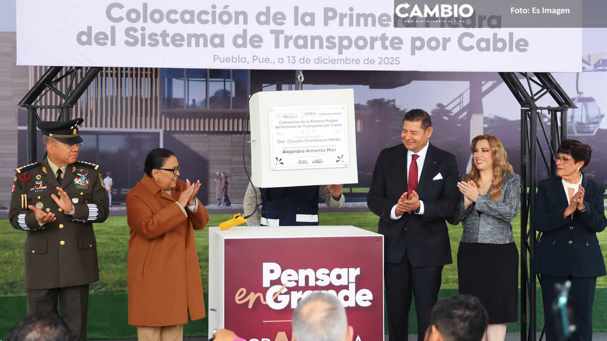 Rosa Icela acompaña a Armenta en arranque del Cablebús en Puebla